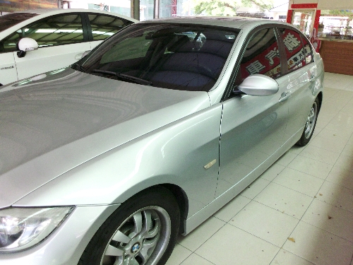 SUM優質車商聯盟-BMW 320D典雅氣派 天窗 晶片系統