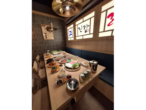 生活情報.tw-🍖 高雄韓式烤肉新指標｜高麗園PLUS夢時代店正式開幕！韓式吃到飽、銅盤烤肉、