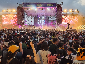 台灣祭超乎熱烈二天破60萬人次 周春米：與樂迷夢回墾丁