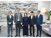 新任AIT高雄分處處長史崇理拜會周春米　延續臺美地方友好交流