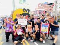 岡山戶政籃籗會宣導趣味又實用！主任化身「吳〝岡〞」陪民眾搞怪