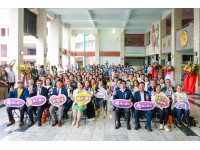 國立高科實驗中學揭牌 陳其邁：持續規劃校舍、師資與學習資源 