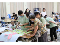 生命教育走入榮家 身障者帶領長輩共融創作