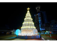 史上最甜！台中耶誕嘉年華18公尺高「耶誕珍甜」耶誕樹璀璨點燈