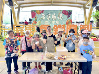 屏東鳳梨香甜北飄！希望廣場熱鬧開賣