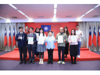 中市「績優學校獎」獲獎全國之冠 盧市長表揚藝術教育、社會教育