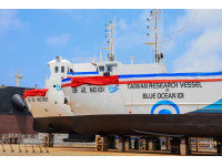 國艦國造100噸級與300噸級調查船下水命名　陳其邁出席見證