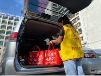 寒流強襲 愛心結凍 寒士吃飽30送禮到家倒數三週  經費仍缺