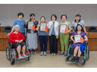 114年屏東縣孝行獎 周春米縣長表揚4名孝行楷模