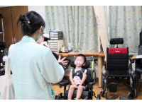大岡山早療中心媒合輔具 改善家庭困境