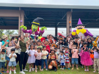 萌鬼屋樂趣滿載  女巫帶動跳、挑戰淘氣鬼在潮好玩市集歡樂登場