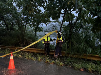 山陀兒颱風豪雨導致東33線縣道多處落石實施封閉管制