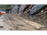 豪雨引發土石坍方，阿里山鄉169縣道部分路段封閉改道