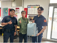 日籍遊客急尋遺失背包　臺東南王警火速協助一小時內尋回
