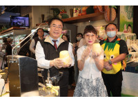 台南優質水果進軍北台灣CitySuper通路黃偉哲大力推薦送