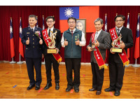 南市114年警察節慶祝大會　黃偉哲頒獎感謝維護治安保障市民財