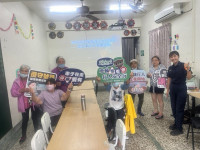 走入社區貼近長者東警交通宣導深化高齡用路安全觀念