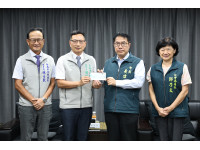 守護健康也守護家園黃偉哲感謝台南市醫師公會捐230萬助災後重