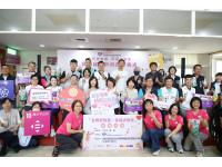 攜手抗災傳遞希望嘉市府攜手全聯與王李基金會送暖240箱物資