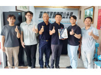 關山警察分局破獲連續竊盜及詐欺通緝案　局長親頒破案茶慰勉同仁