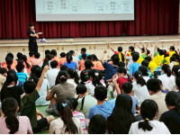 法治觀念從幼苗扎根做起中興警入校宣導以提升危機意識