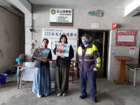 成功分局長濱分駐所走進社區　深入宣導行人安全與交通禮讓