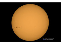 十年來最巨大太陽黑子群現身！臺北天文館開放望遠鏡供全民觀察