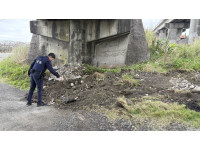 警民攜手即時滅火　新豐派出所主動出擊守護台11線交通安全