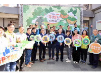 春日花果饗宴接力！黃偉哲邀訪後壁賞蘭花並品嚐洋香瓜滋味