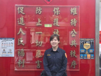 七旬婦巷內體力不支迷途暖警靠「這條手環」助姊妹團圓