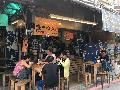 盛牛肉湯